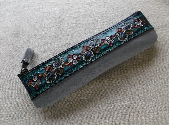 レザークラフトペンケース | iichi 日々の暮らしを心地よくする