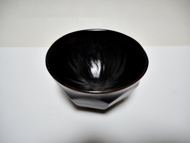 黒柿の八角椀 | iichi 日々の暮らしを心地よくするハンドメイド