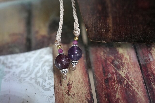 アベンチュリン・トルマリン・セラフィナイトのマクラメ ネックレス 2つの重奏 トルマリン マクラメネックレス 1845 | iichi 日々の暮らし