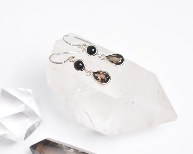 bohem 天然石ピアス スモーキークォーツとブラックオニキスのシックで上品なシルバーピアス