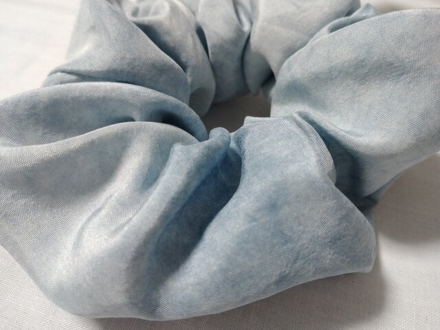 シュシュ2個 ポリ羽二重 ハンドメイド やや緑がかったブルー