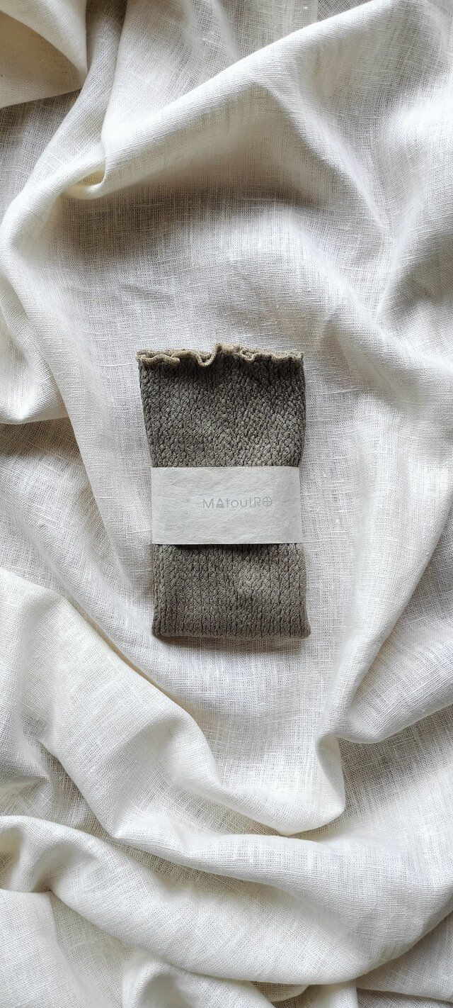 ヤシャブシ染め腹巻き