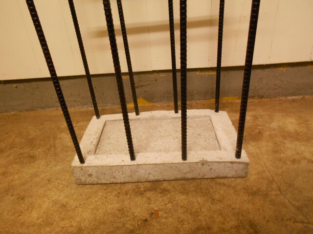 傘立て6本用 （鉄バー+コンクリート）(受注生産品） | iichi 日々の