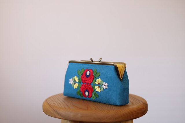 LUDLOW 刺繍ポーチ ネイビー 新品 LUDLOW(ラドロー)｜【ELLE SHOP限定】Patch pouch/ネイビー の通販