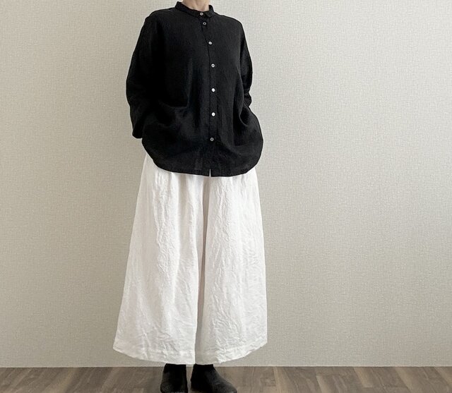 厚手リネンのタックパンツ | iichi 日々の暮らしを心地よくする