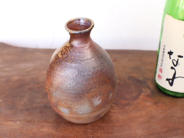 備前焼 徳利 t-148 | iichi 日々の暮らしを心地よくするハンドメイドや