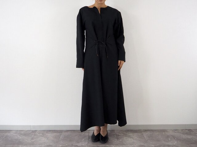 ブロックプリント/ 蛇柄/帯紐付き冬ワンピース《ブラック》 | iichi