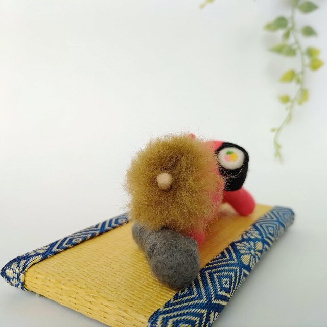 節分》赤おにさん くつろぎ中です☆羊毛フェルト | iichi 日々の暮らし