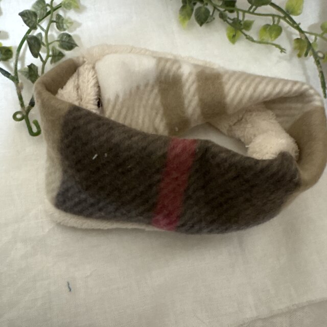 ハンドメイド☆犬用ネックウォーマーフリースベージュ赤茶チェックファＳサイズリバーシブル