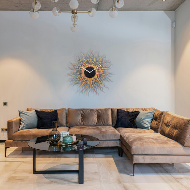 Medusa銅 - 大型の現代的な木製壁掛け時計、銅製のボヘミアン時計