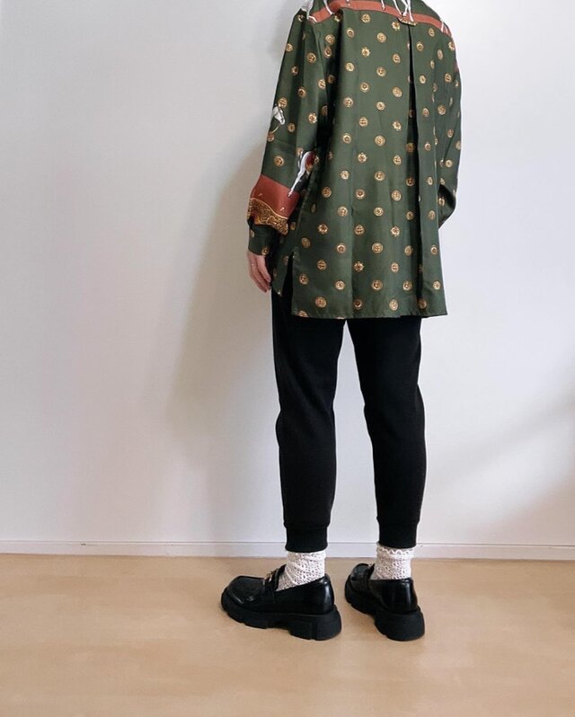 馬スカーフ柄ロングスリーブシャツ | iichi 日々の暮らしを心地よく