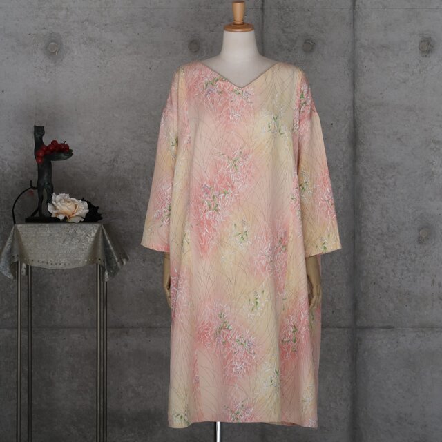 着物リメイク 桜色のワンピース ゆったり目 L〜 フリーサイズ