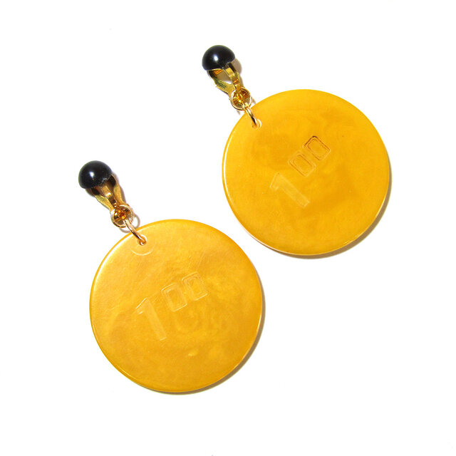 Vintage Yellow Bakelite Casino Chips Earrings ②