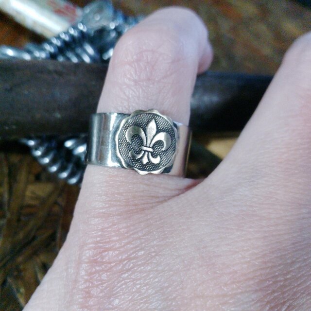 白銅シルバー＆真鍮ブラスゴールド・フレア/百合コイン指輪　1～40号サイズ,ペアリング調整OK　結婚、成人式に