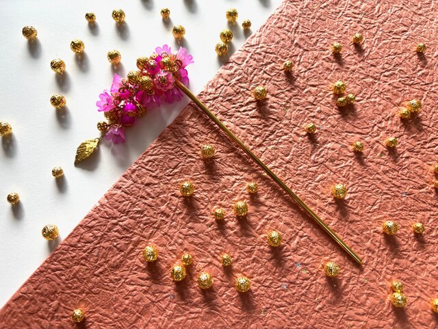 かんざし ピンクの鈴蘭ビーズの鈴生り簪 一本挿し 一本簪 桜 さくら
