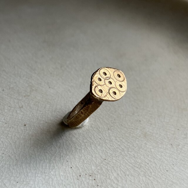 古代 ヴァイキング リング　蓮の実