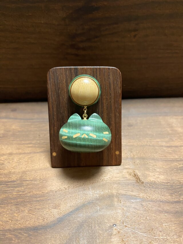 M様ご注文品　ネコノカミ勲章(栃縮みスタビライズドウッド)