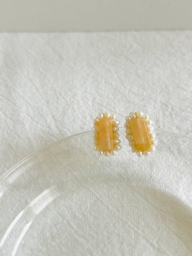 【天然石  イエロージェード×淡水パール】ピアス