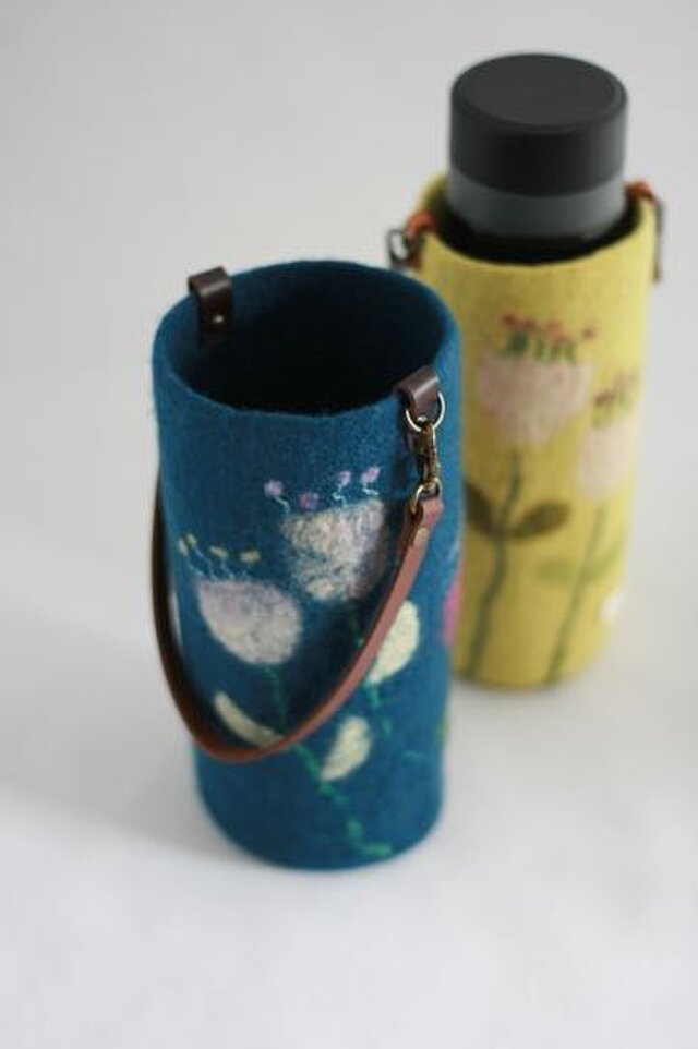 ペットボトルカバー 青い薔薇 本革持ち手 ハンドメイド 花・青色