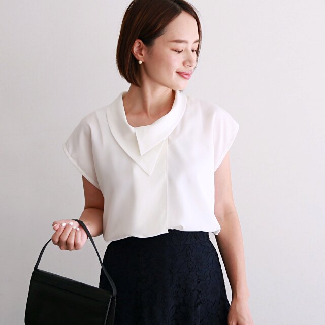 未使用に近い✨2022AW✨エンフォルド　ブラウス　アシンメトリー　変形　白 ENFOLD - ASYMMETRY-COLLAR BLOUSE / ブラウス / ホワイト