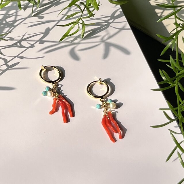 本珊瑚とターコイズ、淡水パール　フープ イヤリング