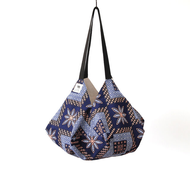 アフリカ布のマルシェバッグ（ アラベスク ）肩掛け エコバッグ 買い物 ヨガ ピラティス