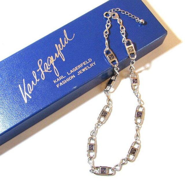 「Karl Lagerfeld」 Vintage Silver Tone Logo Design Chain Necklace