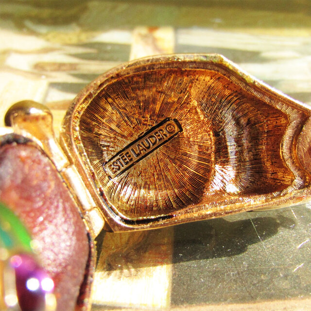 Estee Lauder」 Vintage Gold Bunny Solid Perfume | iichi 日々の