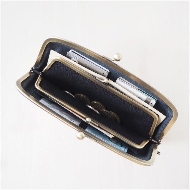 □親子がま口長財布・小鳥柄 / ネイビー□ ticket(k-n) | iichi