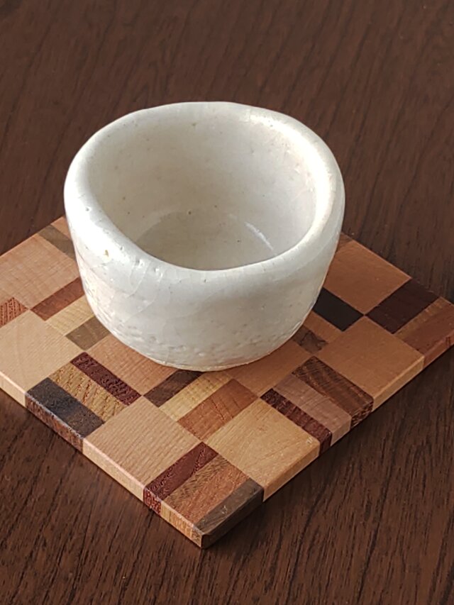 美濃焼]おちょこ しっとりとした白志野ぐい呑み 晩酌を盛り上げる陶器
