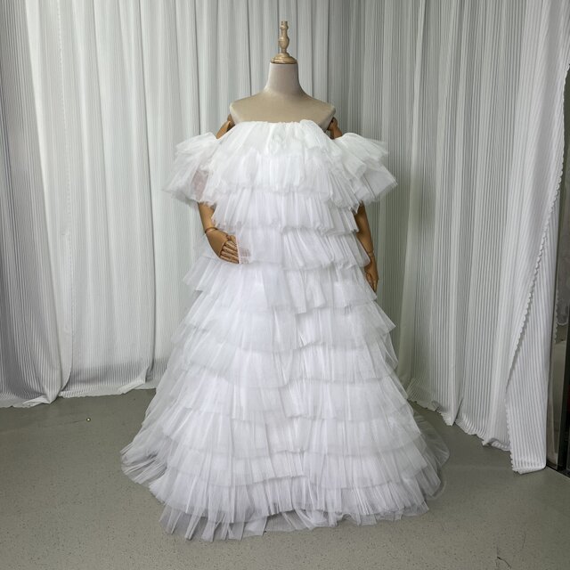 人気上昇！ウェディングドレス ベアトップ ふわふわ袖 リボン 柔らかく重ねたチュールスカート 可愛い