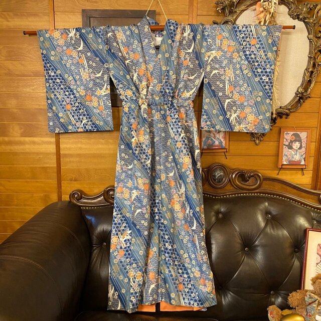 着物 ロング ワンピース リメイク 帯 和洋折衷 花々と鶴が巧みに