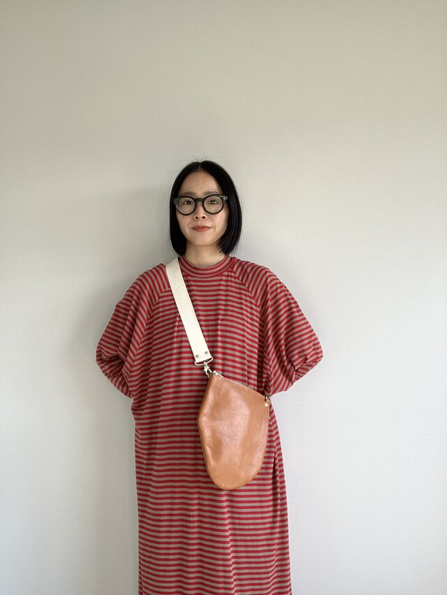 ibitsu na leather shoulderbag  〈natural tate〉