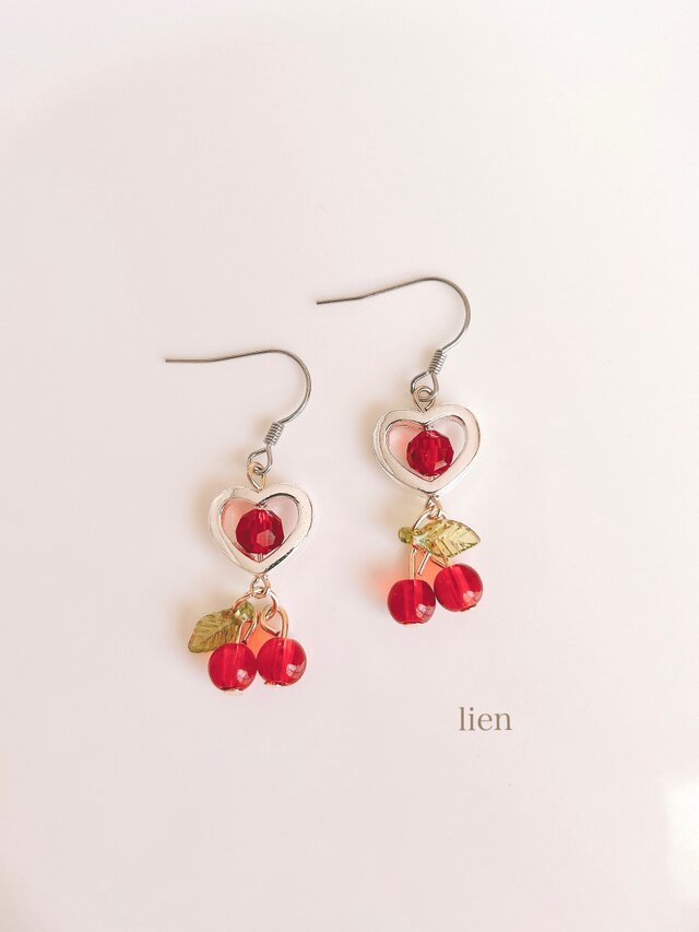 さくらんぼピアス&イヤリング