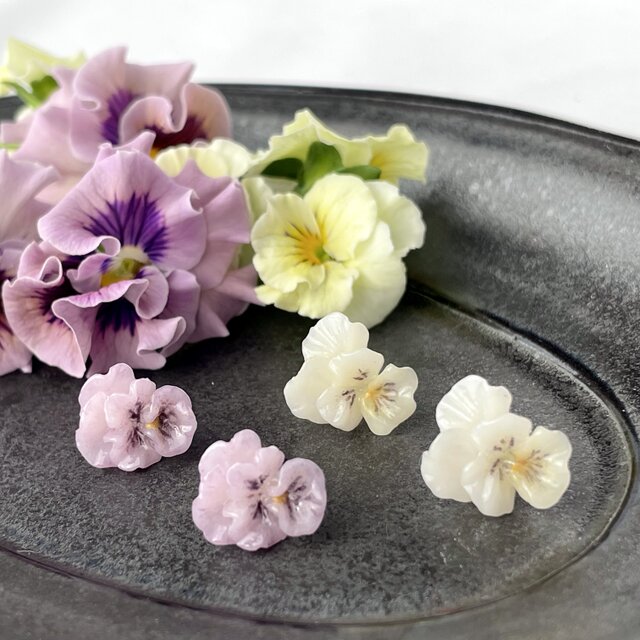 陶磁器のフリルビオラ イヤリング/glass ceramic,24kgf,silver925【受注生産】