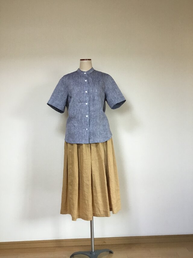 リネンの半袖ブラウス　