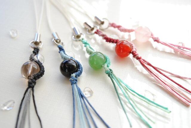 天然石ストラップ　大玉 天然石 携帯ストラップ 天然石勾玉ストラップ バラ売り 勾玉携帯