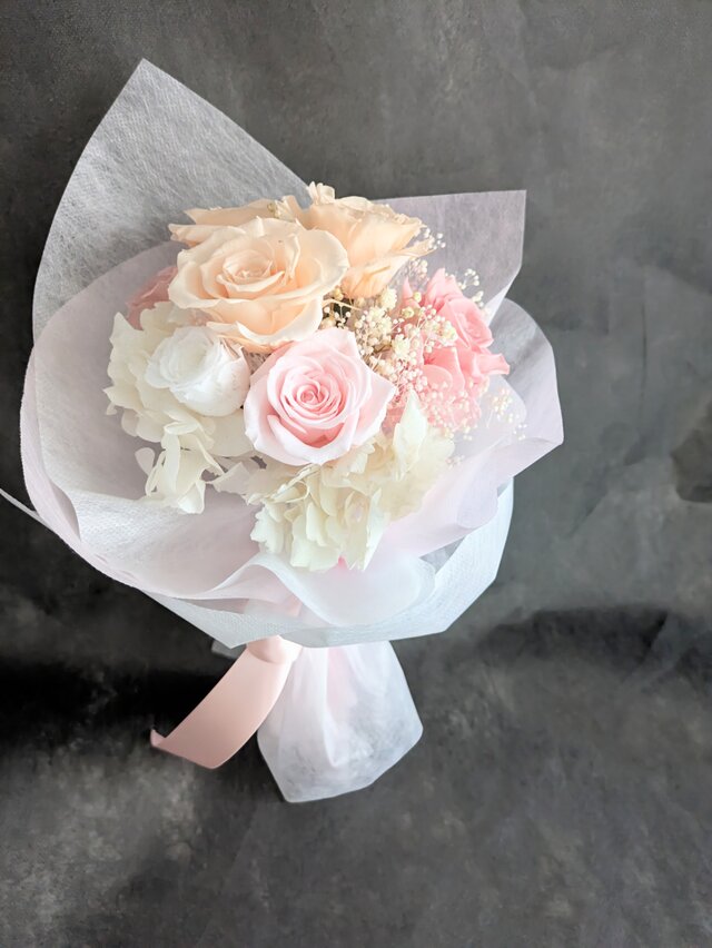 プリザーブドフラワー／クリームピンクローズとかすみ草のふんわり花束