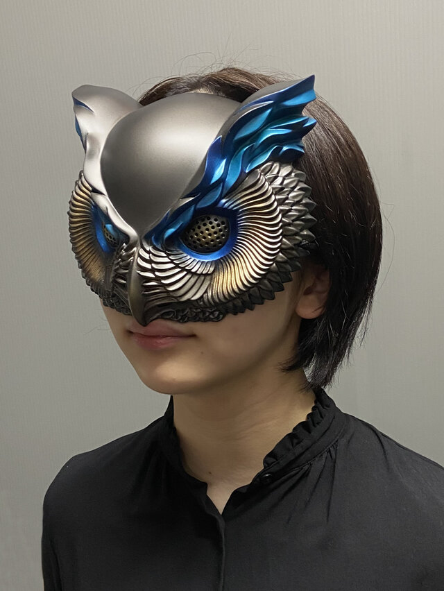 梟面 Gothic Ver.（White×red） | iichi 日々の暮らしを心地よく