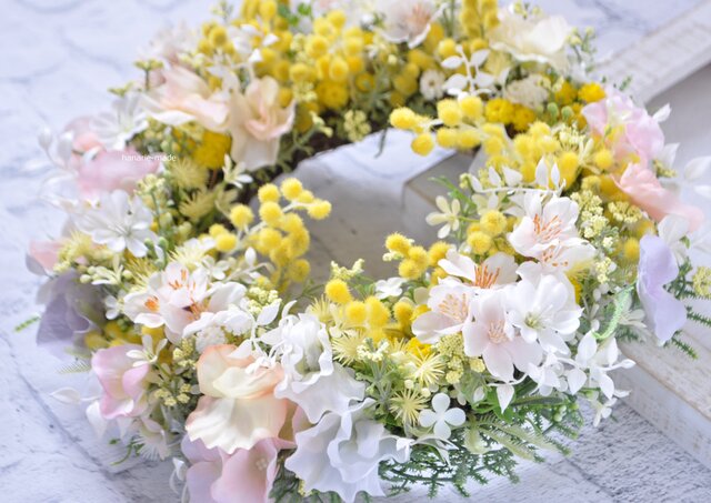 春の夢 ミモザと桜のリース：ミモザ 桜 さくら スイトピー ピンク 黄色