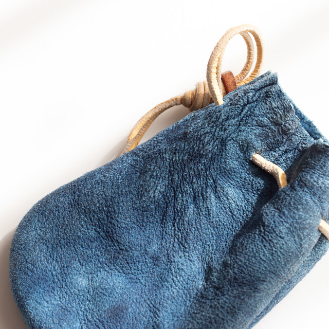 藍染鹿革巾着袋　2201210