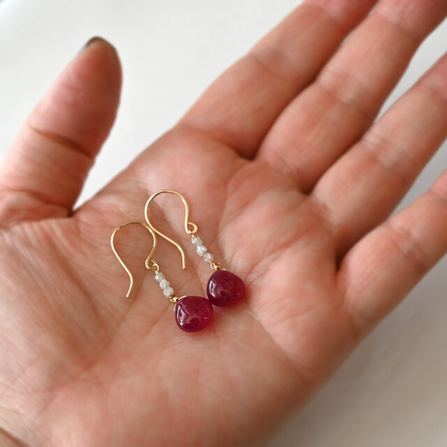 ☆SALE】宝石質ルビーと原石ダイヤのピアス（Lサイズ）・イヤリング