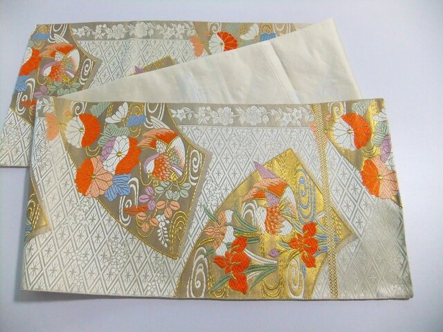 ろはす畑ママ様オーダー専用 タペストリー&テーブルランナースリム 帯リメイク ろはす畑ママ様オーダー専用 タペストリー&テーブルランナースリム 帯