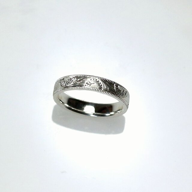 Pt900 手彫りリング(菊)  4mm幅