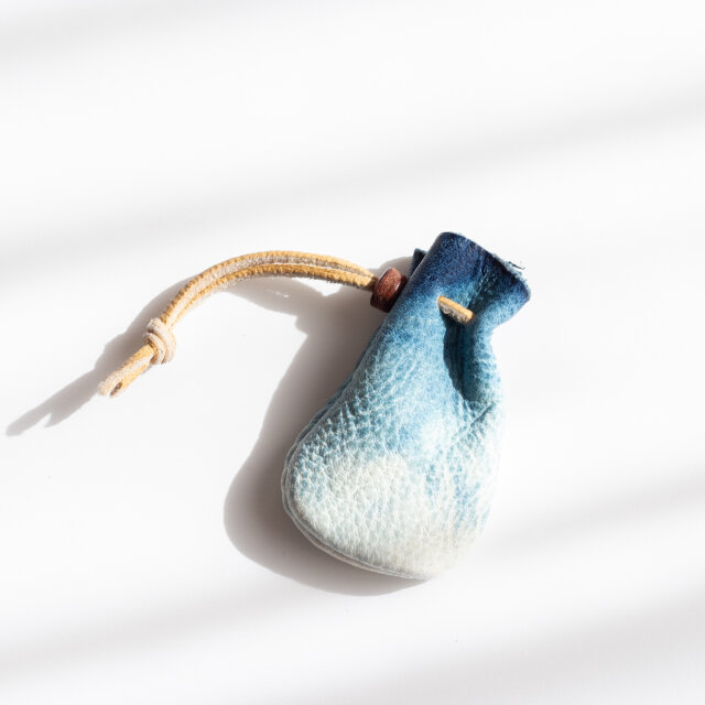 藍染鹿革巾着袋　2202212