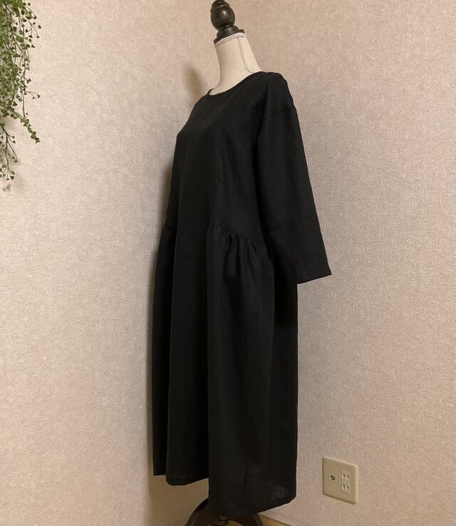 リネン100%サイドギャザーワンピース ブラック | iichi 日々の