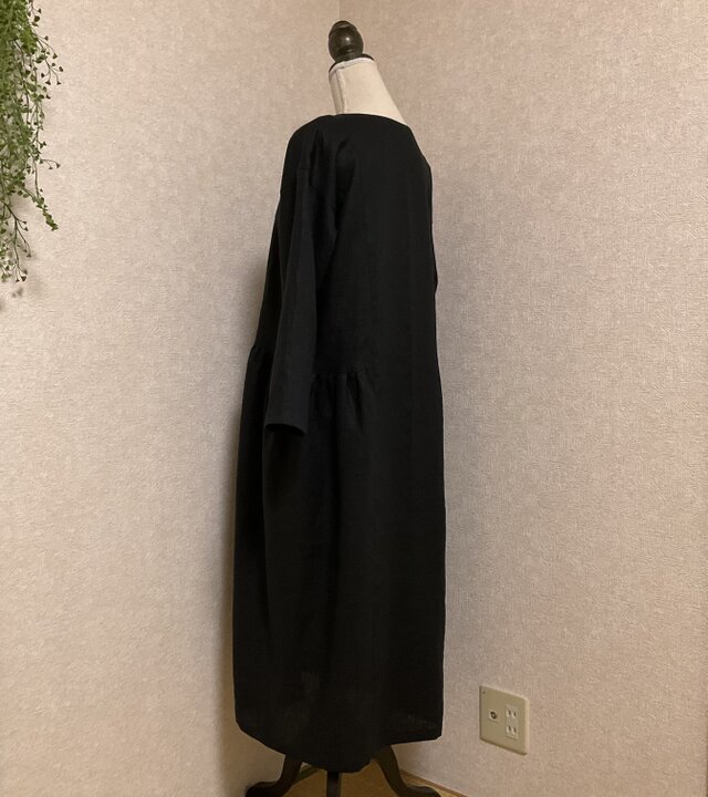 リネン100%サイドギャザーワンピース ブラック | iichi 日々の暮らしを