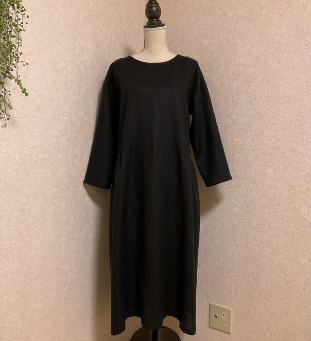 リネン100%サイドギャザーワンピース ブラック | iichi 日々の