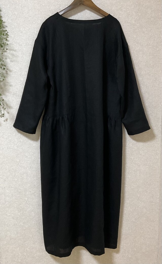 リネン100%サイドギャザーワンピース ブラック | iichi 日々の