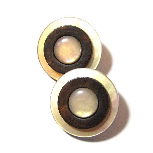 80s Italy Vintage Wood & shell Round Modern Earrings